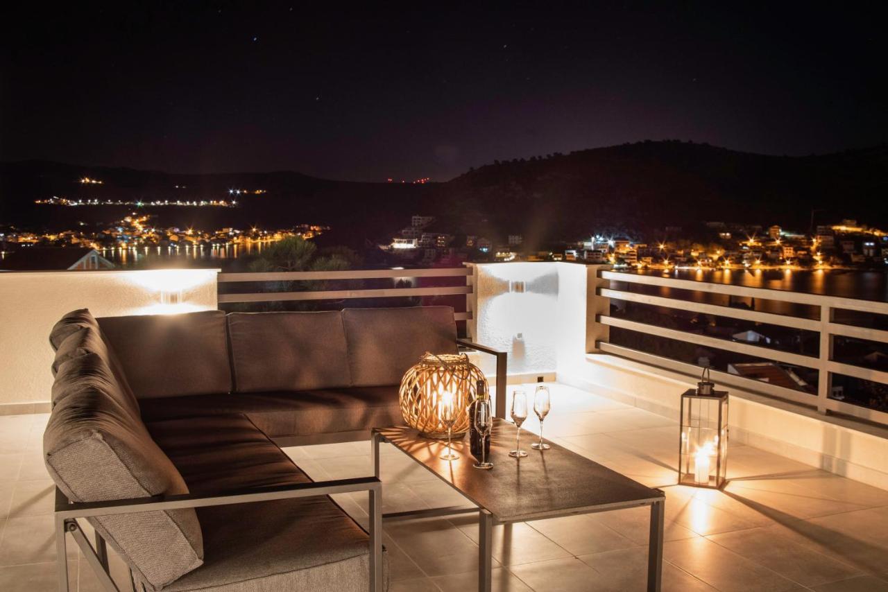 Hillside Apartments Rogoznica - The Penthouse Exterior foto